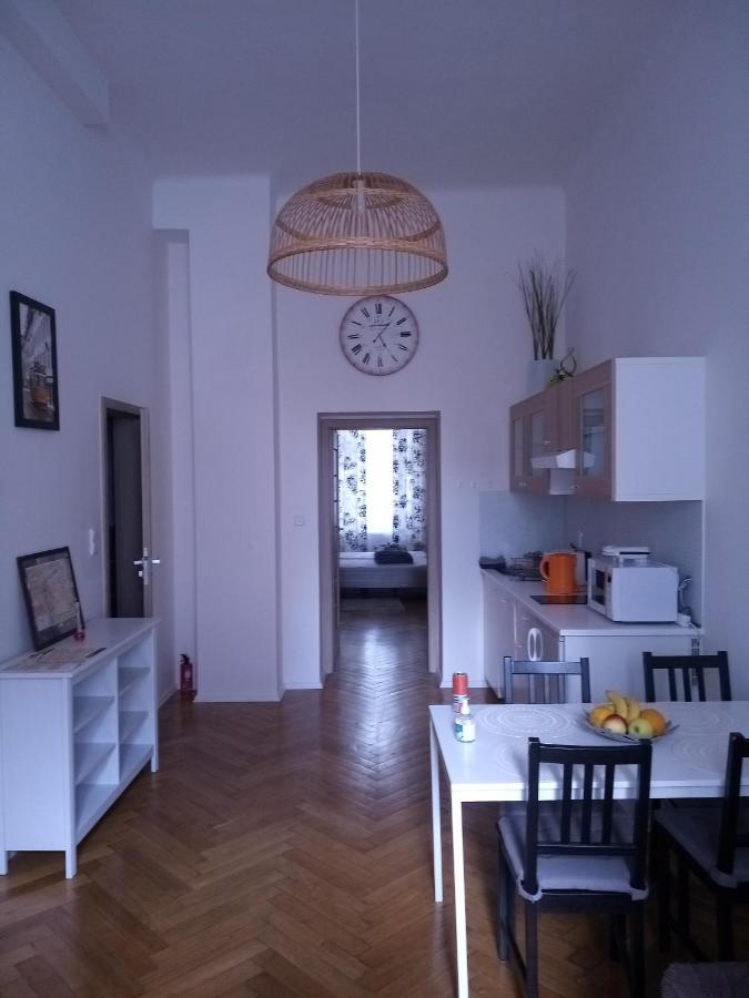 Gallys Apartments Прага Екстер'єр фото